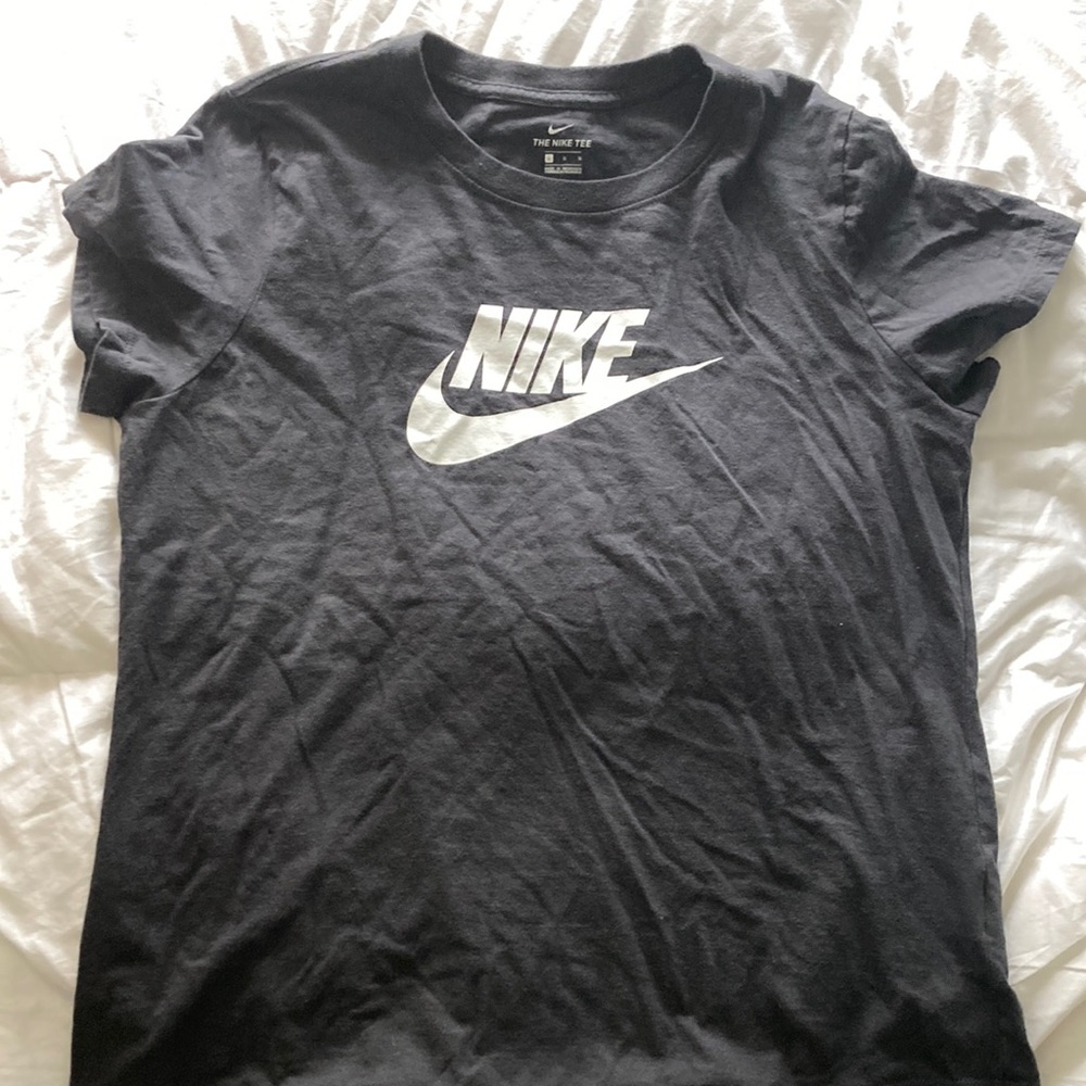 Nike Short Sleeve T-Shirt